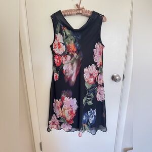 Floral Sleeveless Dress - Black and floral